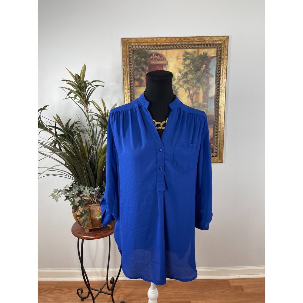 41 Hawthorn Blouse XL Women Blue Roll Tab Sleeve Quiet Luxury Minimalist Classic